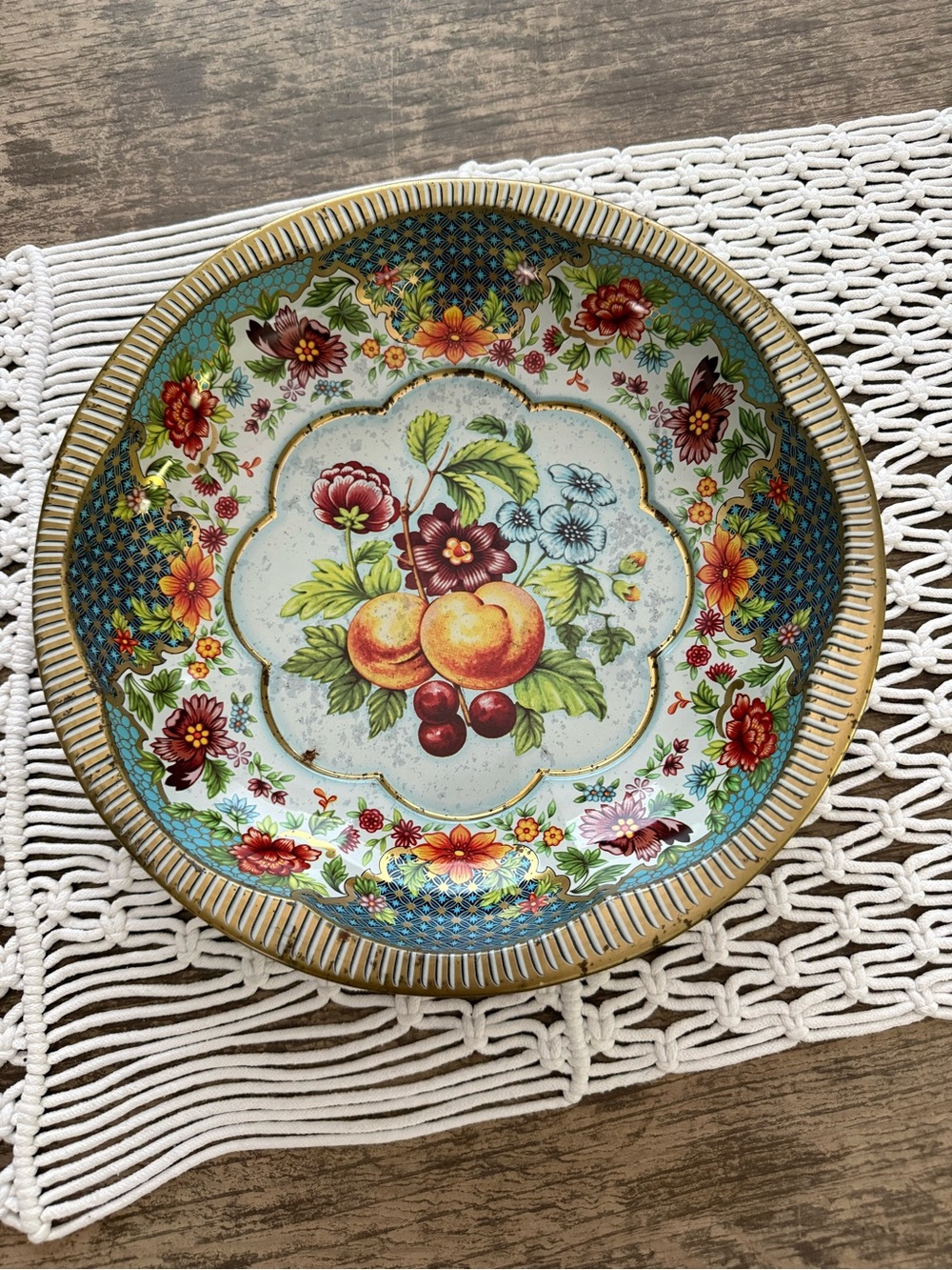 Vintage 1971 Daher Made in England Tin Decorated Ware Floral Fruit Display Bowl